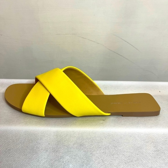 Bright yellow, flat sandals - Picture 1 of 3